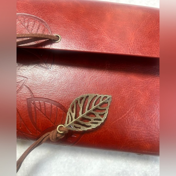 Vintage style leaf pattern notebook journal diary. Reddish Brown. New - Picture 8 of 9